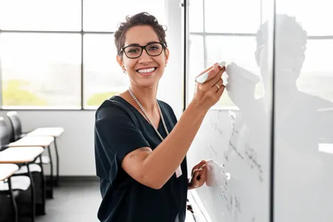Dr. Layla Mahmoud